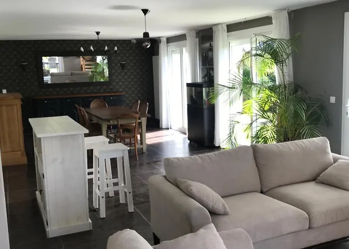 L\'Augustine, Maison Contemporaine A La Campagne !